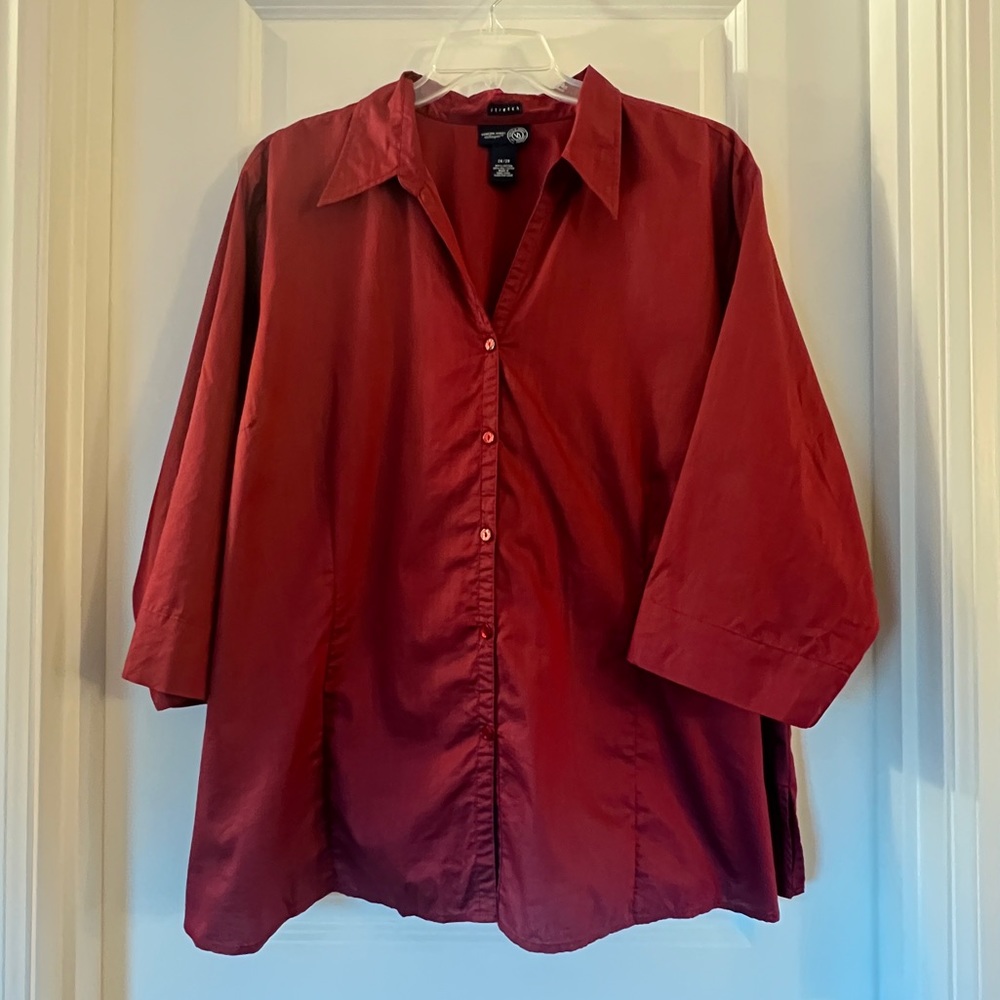 Lane Bryant Maroon 3/4 sleeve dress shirt. Venezia Jean Co
